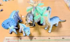ダイナソーセット トコトコティラノ、トリケラトプス親子、ブラキオサウルス 他