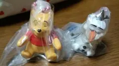 はぐっとマスコットチャーム（プーさん、オラフ）