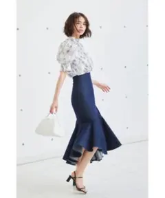 SNIDEL ハイウエストヘムボリュームスカート