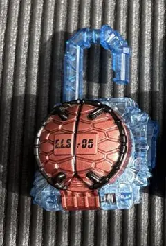 CSM マツボックリエナジーロックシード