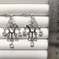 Item thumbnail for item 07a3b917-4512-40c1-a3ee-644664b81351