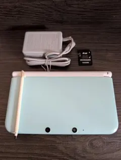 ニンテンドー3DSLL　ミント×ホワイト　充電器　タッチペン　SDカード