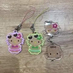 日焼けキティ　ラバーストラップ　アクリルチャーム　新品未使用