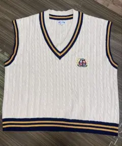 ニット ノースリーブセーター クリーム色