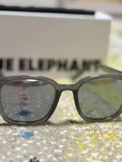 BLUE ELEPHANT サングラス グレー