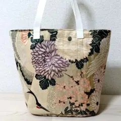 帯リメイクバッグ　二重箔織佐賀錦　花亀甲文様②トートバッグ Mサイズ 和装バッグ 2832特大：金地に菊花桐の重亀甲刺繍 帯 バッグ リメイク ハンドメイド
