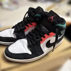 NIKE AIRJORDAN1 MID SE "サウスビーチ"