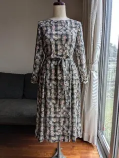 2025年最新】LIBERTY ロングワンピースの人気アイテム - メルカリ