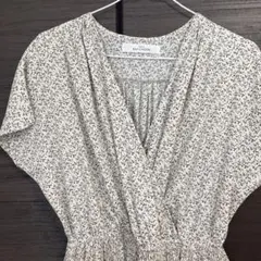 夏物セール　花柄 ロングワンピース 半袖 Vネック