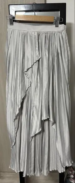 シルバー プリーツ ラップ ロングスカート