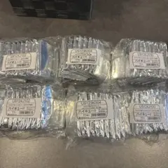 新品 ハイキュー スクエア缶バッジ クールダウン おすわり オフショット7net