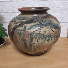A239【希少】壺屋焼 小橋川清正 作 赤絵魚紋 壺 A239【希少】壺屋焼 小橋川清正 作 赤絵魚紋 壺 - メルカリ