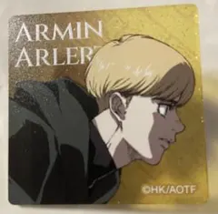 進撃の巨人 ドンキホーテ限定 アルミン ラメアクリルバッジ 1個