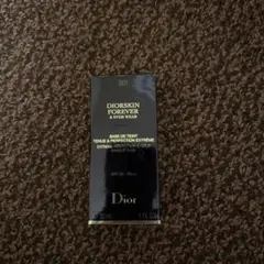 ディオールスキンフォーエヴァー&エヴァーベース001