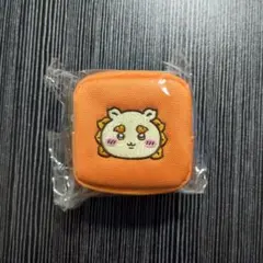 ちいかわ シーサー カラナビ付き刺繍スクエアミニポーチ