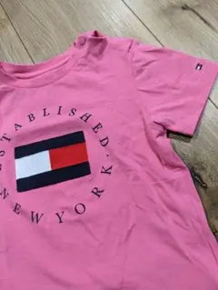 TOMMY HILFIGER ロゴ Tシャツ ピンクのサムネイル