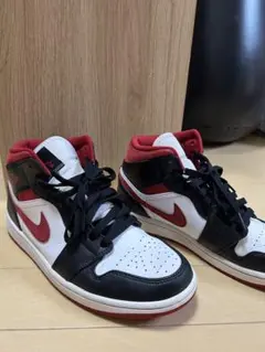 エアジョーダン1 ミッド