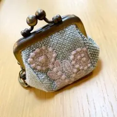 Item thumbnail for item 908908a2-eee6-4338-b43f-f2654aac5a3d