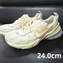 【美品】NIKE V2K RUN HQ1512-110 24cm ホワイト