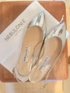 【未使用】NEBULONIE シルバー サンダル 37のサムネイル