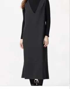 【新品未使用】UNIQLO ブラッシュドジャージージャンパースカート