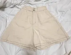 ハイウエスト ショートパンツ アイボリーのサムネイル