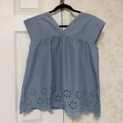 UNIQLO ライトブルー 刺繍 ノースリーブ S