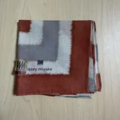 ISSEY MIYAKE イッセイミヤケ ハンカチのサムネイル
