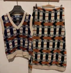 PRADA 幾何学模様 ニットセットアップ最終価格