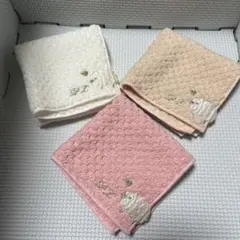 プライベートレーベル 羊の刺繍　タオルハンカチ3枚セット
