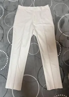 ユニクロ　感動パンツ　白