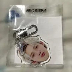 TREASURE カプセルトイ 喜怒哀楽 顔アクキー 哀 ヒョンソク 即購入可能