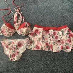 花柄ビキニ 水着・ミニスカート付き　3点セット　日本製　厚めパッドワイヤー付き