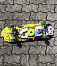 Item thumbnail for item 47de822c-7d1a-4f28-8265-b5e76fef2f14