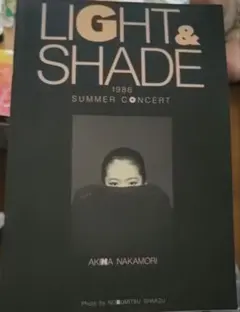 中森明菜 激レア ポスター 1986LiveTour LIGHT & SHADE 中森明菜 LIGHT & SHADE 1986 パンフレット - メルカリ