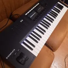 NI KOMPLETE KONTROL S49 MK2 (元箱無 ID譲渡可) - メルカリ