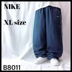 【人気デザイン】00s ナイキ トラックパンツ 左右非対称 ネイビー XL 極太