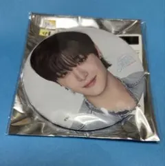 TREASURE Special moment 缶バッジ　青　ジフン