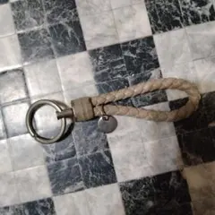 ボッテガヴェネタ✨キーホルダー✨正規品✨のサムネイル