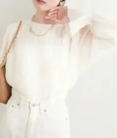 【新品未使用】キャンディスリーブプリーツブラウス