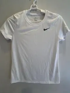NIKE Dri-FIT Tシャツのサムネイル