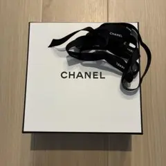 CHANEL ギフトボックス ホワイト