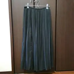 UNIQLO ブラック プリーツスカート M