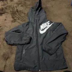 NIKE ウインドブレーカー　140cm