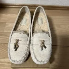UGG ホワイト スエード モカシン23cm