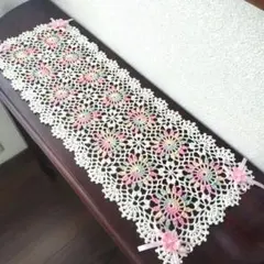 お花モチーフのレース編みドイリー　テーブルセンター　インテリア　生成りのサムネイル