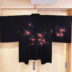 【美品】正絹　黒羽織　上品な朱色の花柄