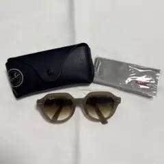 Ray-Ban レイバン ベージュ サングラス