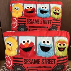 ✨メルカリ祭　期間限定販売✨セサミストリート　ビッグ　でこもこクッション　レッド