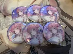 勝利の女神 NIKKE メガニケストア限定 缶バッジ ドロシー - メルカリ